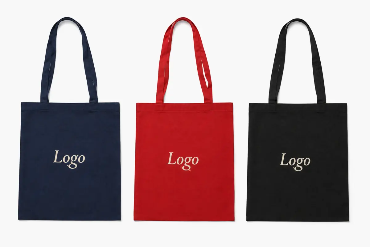 Bolsas de tela personalizadas en azul, rojo y negro