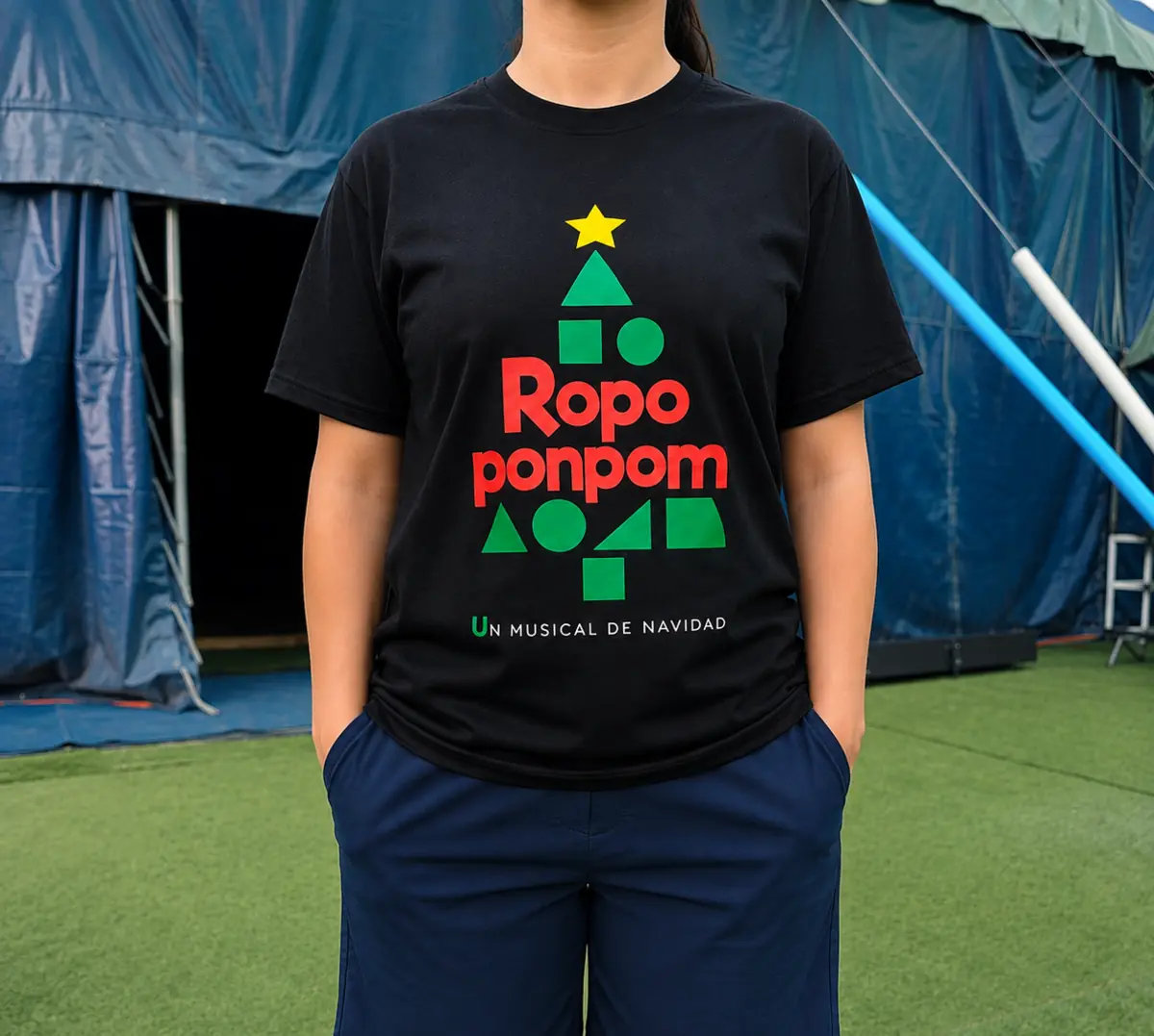 Camiseta negra personalizada para Ropo ponpom