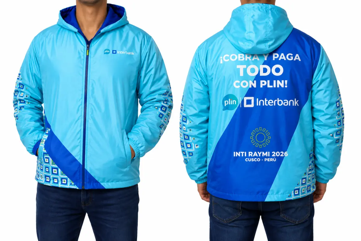 Casaca azul de Interbank para activación corporativa